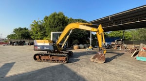 Komatsu PC60-6 มือสอง หัวเก๋งติดแอร์