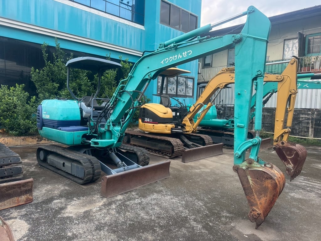ขาย รถแบคโฮ มือสองญี่ปุ่น KOMATSU PC35 รุ่น PC35R-8 ***มีไลน์แย็ก*** 🇯🇵 รถไม่เคยใช้งานในไทย ☎ ครีม 065-88-444-00 | Line id: @sangenjp | www.nmcjapan.com ขาย รถแบคโฮ มือสองญี่ปุ่น KOMATSU PC35 รุ่น PC35R-8 ***มีไลน์แย็ก*** 🇯🇵 รถไม่เคยใช้งานในไทย ☎ ครีม 065-88-444-00 | Line id: @sangenjp | www.nmcjapan.com