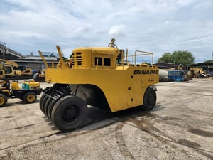 ขาย รถบดล้อยาง มือสองญี่ปุ่น 🇯🇵 WP15 รถไม่เคยใช้งานในไทย - รถบด 11 ล้อยาง ☎ ครีม 065-88-444-00 | Line id: @sangenjp | www.sangenjp.com