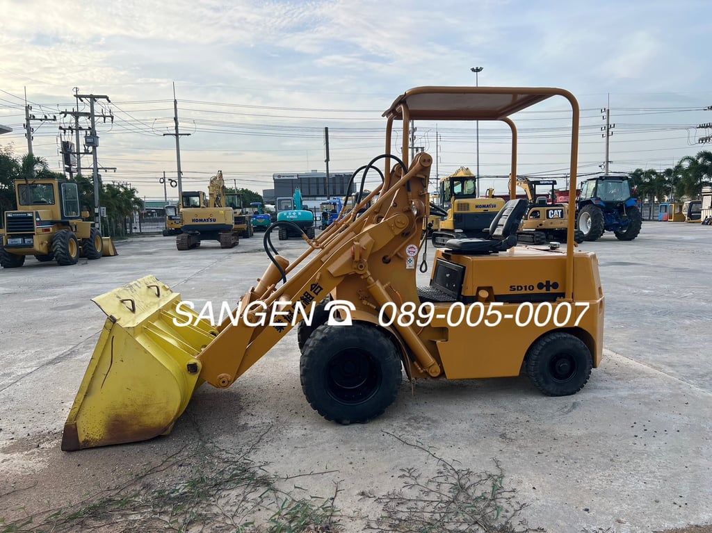 ขาย รถตัก 1 คิว มือสองจากญี่ปุ่น KOMATSU SD10 🇯🇵 รถไม่เคยใช้งานในไทย ☎ เอิร์ธ 089-005-0007, 065-88-444-00 | Line id: @sangenjp | www.sangenjp.com ขาย รถตัก 1 คิว มือสองจากญี่ปุ่น KOMATSU SD10 🇯🇵 รถไม่เคยใช้งานในไทย ☎ เอิร์ธ 089-005-0007, 065-88-444-00 | Line id: @sangenjp | www.sangenjp.com