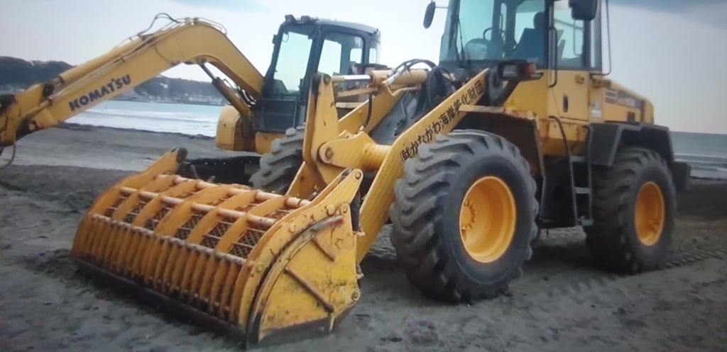 ขาย หัวคีบรถตัก มือสองญี่ปุ่น ใส่ รถตัก WA150 🇯🇵 ไม่เคยใช้งานในไทย ☎ ครีม 065-88-444-00 | Line id: @sangenjp | www.nmcjapan.com