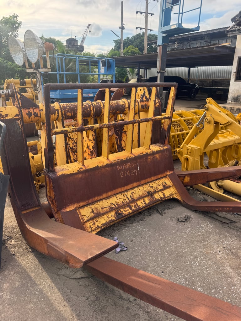 ขาย งารถตัก มือสองญี่ปุ่น ใส่ รถตัก WA100-1 🇯🇵  ไม่เคยใช้งานในไทย ☎ ครีม 065-88-444-00 | Line id: @sangenjp | www.nmcjapan.com