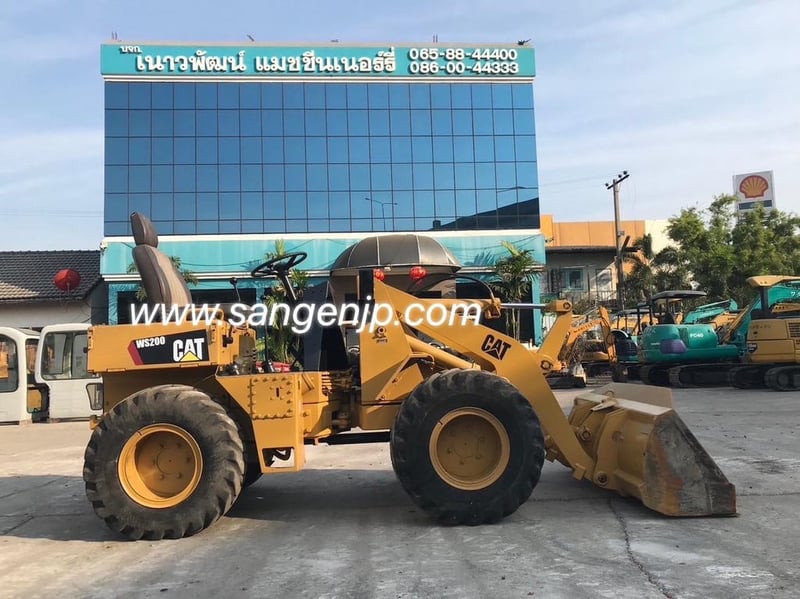 ขาย รถตัก เอวอ่อน ปุ้งกี๋ขนาด 1 คิว 🇯🇵 มือสองจากญี่ปุ่น ไม่เคยใช้งานในไทย รุ่น WS200 ☎ ครีม 065-88-444-00 | Line id: @sangenjp | www.sangenjp.com