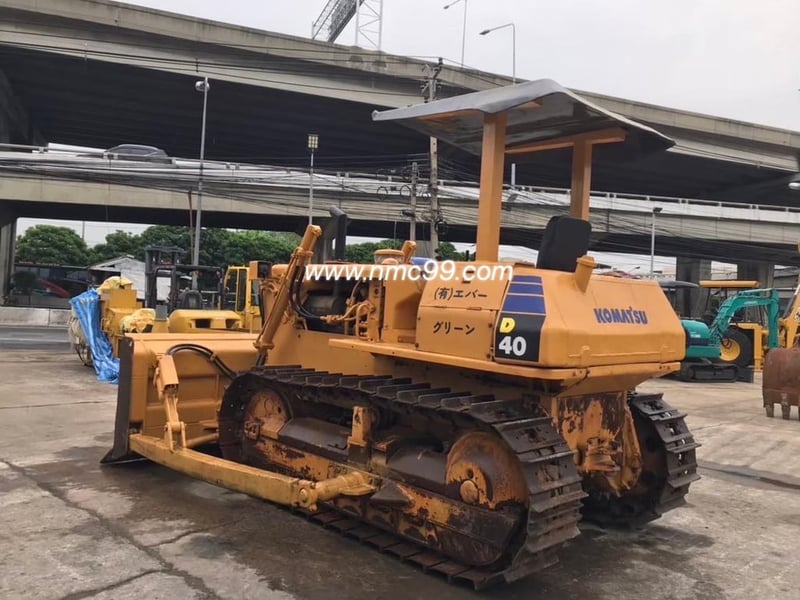 ขาย รถแทรกเตอร์ดันดิน มือสองจากญี่ปุ่น ใบมีด 4 ทิศทาง KOMATSU D40 🇯🇵 รถไม่เคยใช้งานในไทย ☎ ครีม 065-88-444-00 | Line id: @sangenjp | www.nmcjapan.com