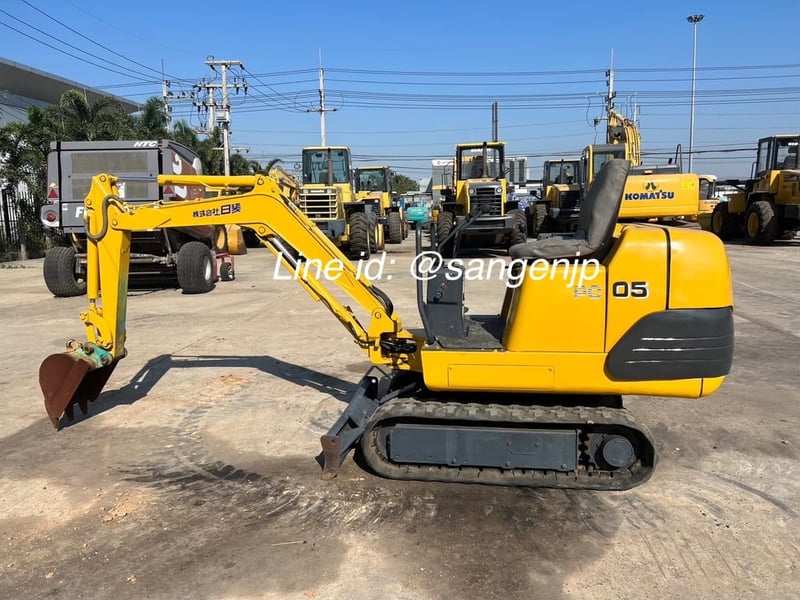 ขาย รถแมคโครจิ๋ว มือสองญี่ปุ่น KOMATSU PC05-7 ขนาดขึ้นรถกระบะได้ 🇯🇵 รถไม่เคยใช้งานในไทย ☎ เอิร์ธ 089-005-0007, 065-88-444-00 | Line id: @sangenjp | www.sangenjp.com