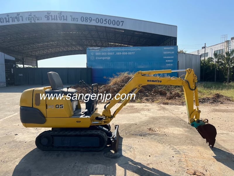 ขาย รถแม็คโครจิ๋ว มือสองญี่ปุ่น KOMATSU PC05-7 ขนาดขึ้นรถกระบะได้ 🇯🇵 รถไม่เคยใช้งานในไทย ☎ เอิร์ธ 089-005-0007, 065-88-444-00 | Line id: @sangenjp | www.sangenjp.com