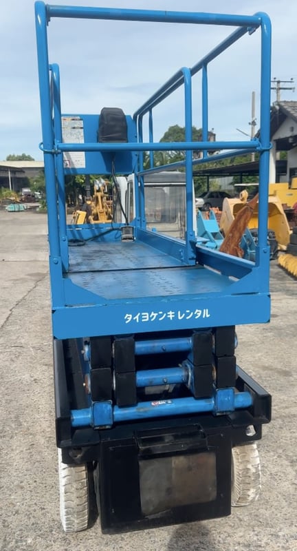 ขาย รถกระเช้า ขากรรไกร Scissor LIFT รถลิฟ มือสองจากญี่ปุ่น ยกสูง 6 เมตร AICHI SV06B 🇯🇵 ไม่เคยใช้งานในไทย ☎ ครีม 065-88-444-00 | Line id: @sangenjp | www.nmcjapan.com