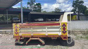 กะบะ รถ 6 ล้อ 