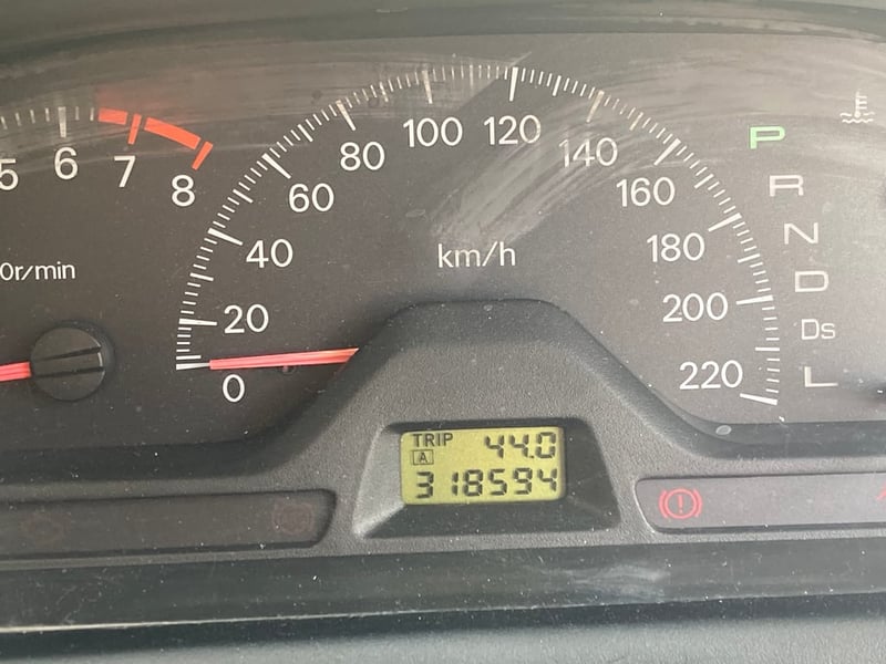 #mitsubishi lancer 1.6 GLXi CNG 2011   ราคา 45,000 บาท **ขายเงินสด ไม่มี Vat