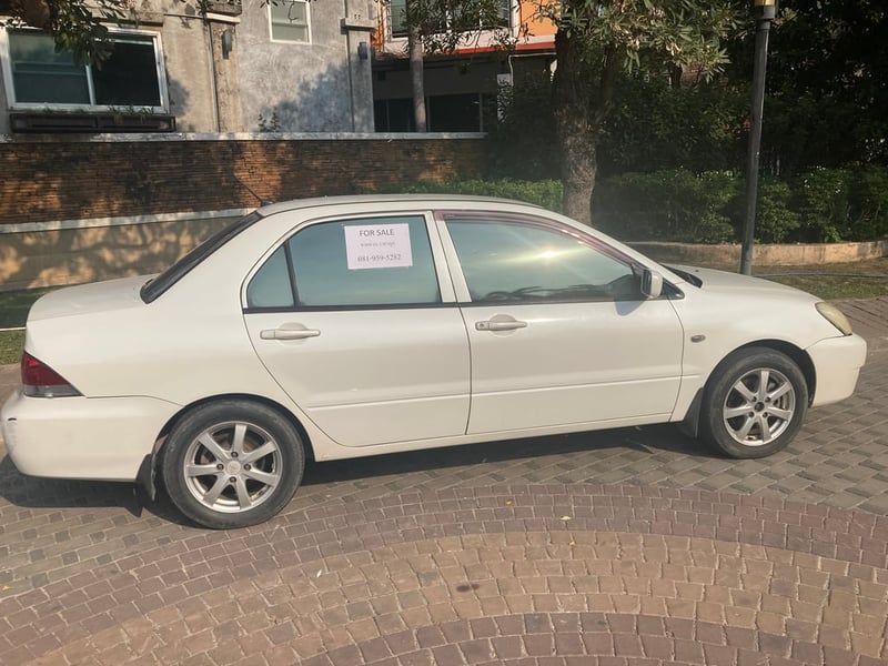 #mitsubishi lancer 1.6 GLXi CNG 2011   ราคา 45,000 บาท **ขายเงินสด ไม่มี Vat