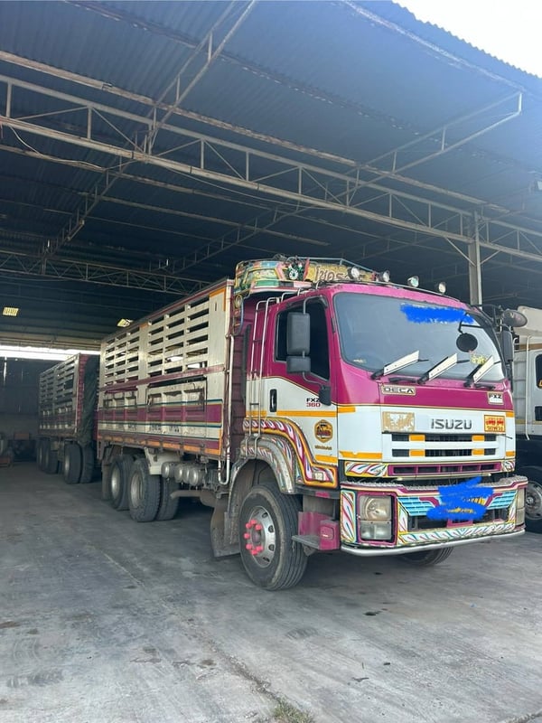 ISUZU FXZ 360แรงม้า รถบรรทุก 10ล้อ พ่วงแม่ลูก ปี2010