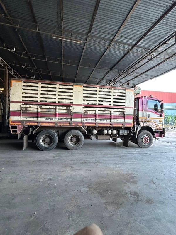 ISUZU FXZ 360แรงม้า รถบรรทุก 10ล้อ พ่วงแม่ลูก ปี2010