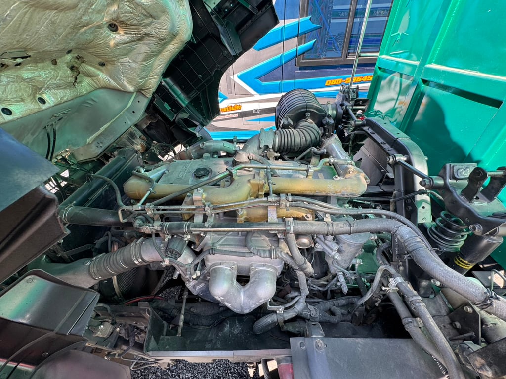 ISUZU FXZ 360แรงม้า รถบรรทุก 10ล้อ ดั้มพ์ ปี2018 เลขไมล์น้อยกว่า 500,000 กม.