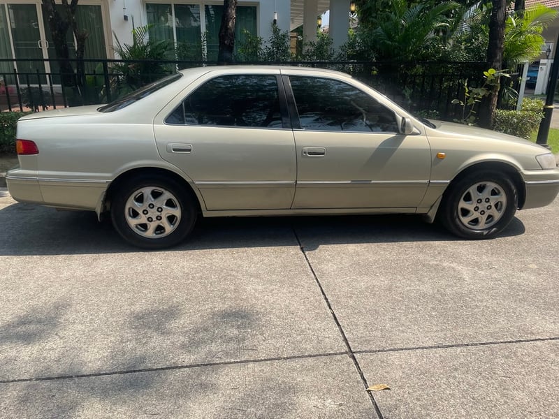 TOYOTA  camry 2.2 GX i
