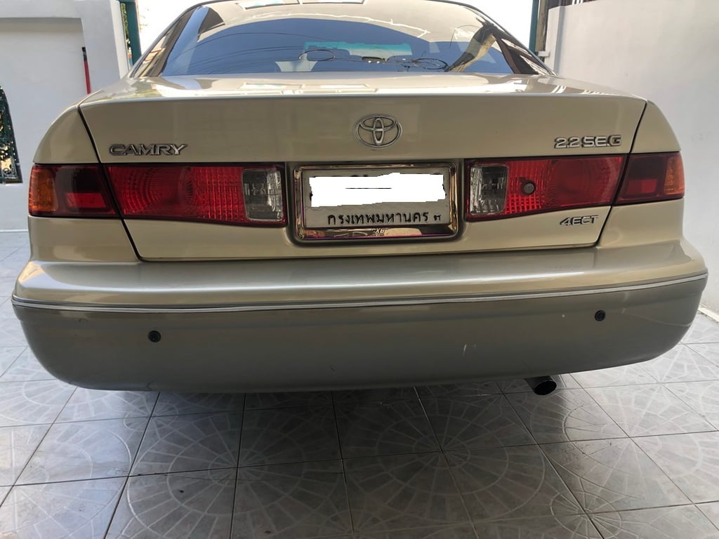 TOYOTA  camry  2.2  GX i