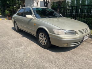 TOYOTA  camry  2.2  GX i