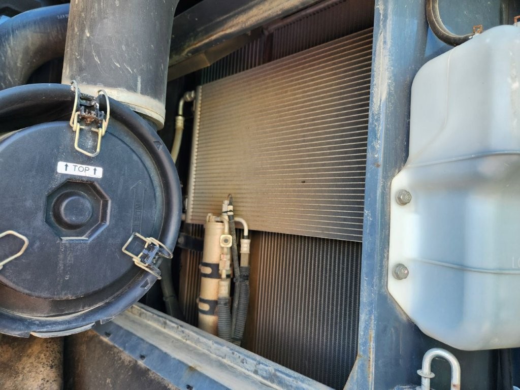 KOBELCO SK135SR-3 มือสองญี่ปุ่น เก่งเอ็นดีที 0859049669 KOBELCO SK135SR-3 มือสองญี่ปุ่น เก่งเอ็นดีที 0859049669