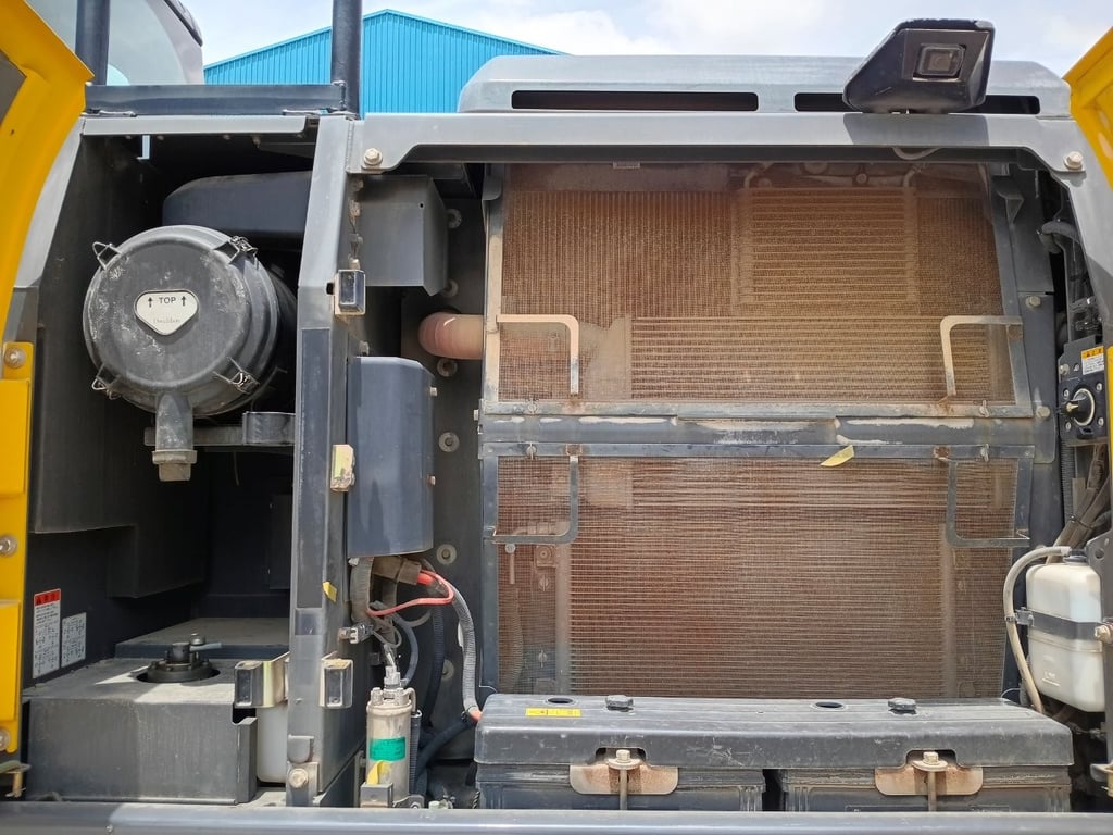 SUMITOMO SH200-7 มือสองญี่ปุ่น เก่ง เอ็นดีที 0859049669