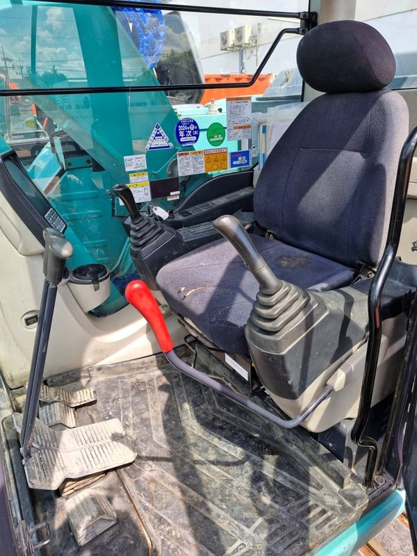 KOBELCO SK135SR-3 มือสองญี่ปุ่น เก่งเอ็นดีที 0859049669