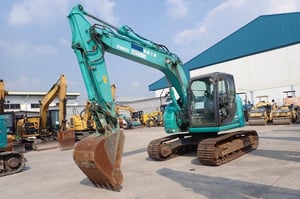 KOBELCO SK135SR-3 # YY07-28123 มือสองญี่ปุ่น