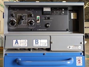 NEW DENYO DLW300LSW-2 เครื่องเชื่อมพร้อมปั่นไฟมือหนึ่ง NEW DENYO DLW300LSW-2 เครื่องเชื่อมพร้อมปั่นไฟมือหนึ่ง