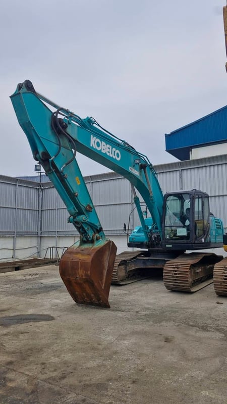 KOBELCO SK200-10 # YN15085300 มือสองญี่ปุ่น