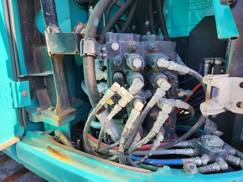 KOBELCO SK135SR-3 มือสองญี่ปุ่น เก่งเอ็นดีที 0859049669 KOBELCO SK135SR-3 มือสองญี่ปุ่น เก่งเอ็นดีที 0859049669