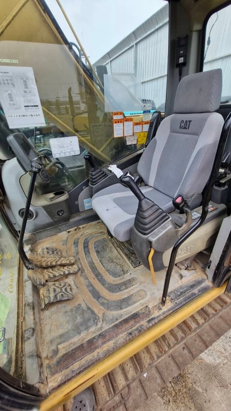 CAT 320D # BWZ08449 มือสองญี่ปุ่น CAT 320D # BWZ08449 มือสองญี่ปุ่น