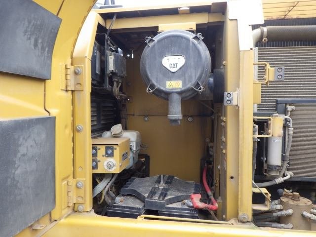 CAT 320D # BWZ06977 มือสองญี่ปุ่น CAT 320D # BWZ06977 มือสองญี่ปุ่น