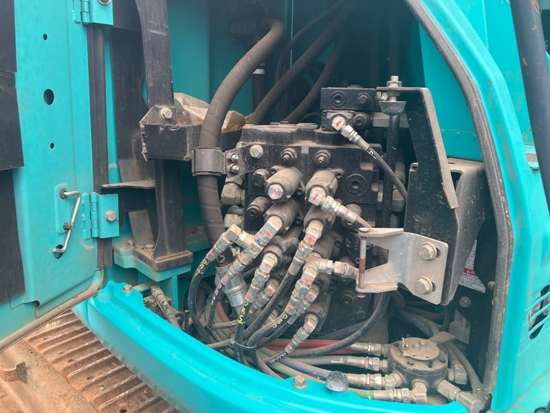 KOBELCO SK135SR-3 มือสองญี่ปุ่น เก่งเอ็นดีที 0859049669