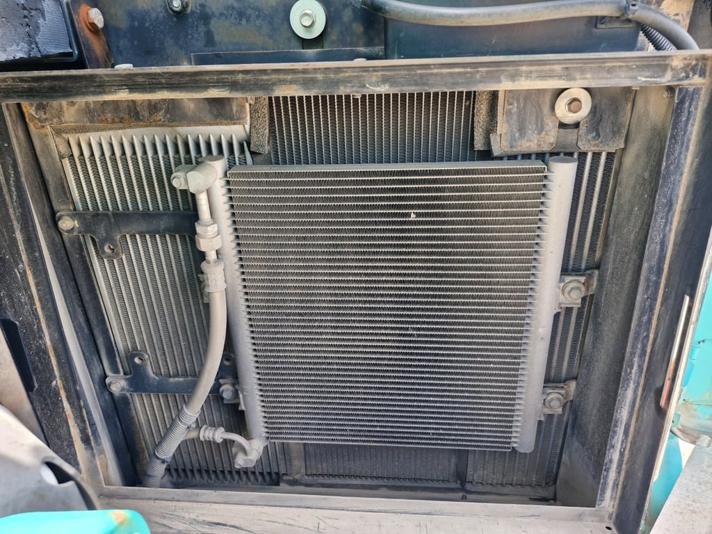 KOBELCO SK75SR-3 มือสองญี่ปุ่น เก่งเอ็นดีที 0859049669 KOBELCO SK75SR-3 มือสองญี่ปุ่น เก่งเอ็นดีที 0859049669