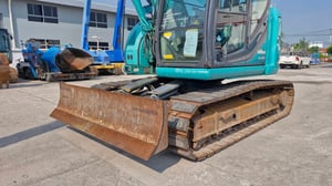 KOBELCO SK135SR-3 # YY07-28732 มือสองญี่ปุ่น