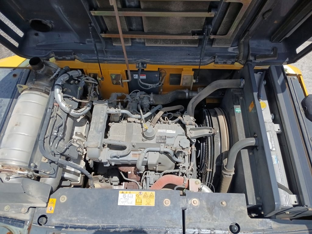 SUMITOMO SH200-7 มือสองญี่ปุ่น เก่ง เอ็นดีที 0859049669