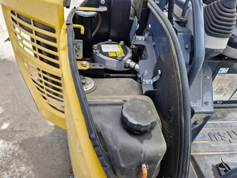 KOMATSU PC30MR-3 มือสองญี่ปุ่น เก่งเอ็นดีที 0859049669