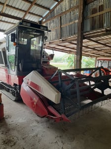 รถเกี่ยวเก่านอก  ใช้งานเดียว