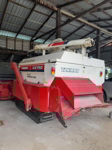 รถเกี่ยวเก่านอก  ใช้งานเดียว