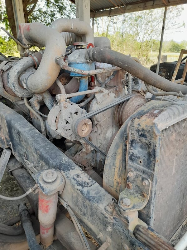 เครื่องพร้อมหม้อน้ำ  UD  PE6  290แรง