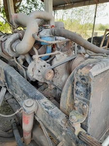 เครื่องพร้อมหม้อน้ำ  UD  PE6  290แรง