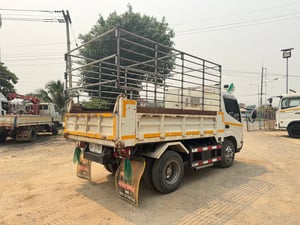 HINO XZU 150แรงม้า รถบรรทุก 6ล้อ ดั้มพ์ ปี2024 เลขไมล์น้อยกว่า 100,000 กม.