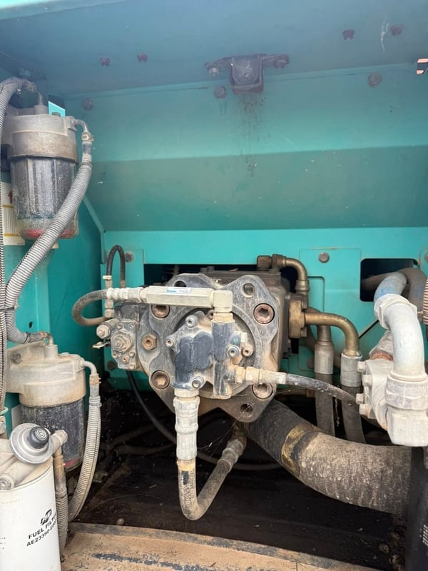 KOBELCO SUPER X  YN12 10300 ชม. ช่วงล่างเต็ม เล่มทะเบียน พร้อมใช้งาน 