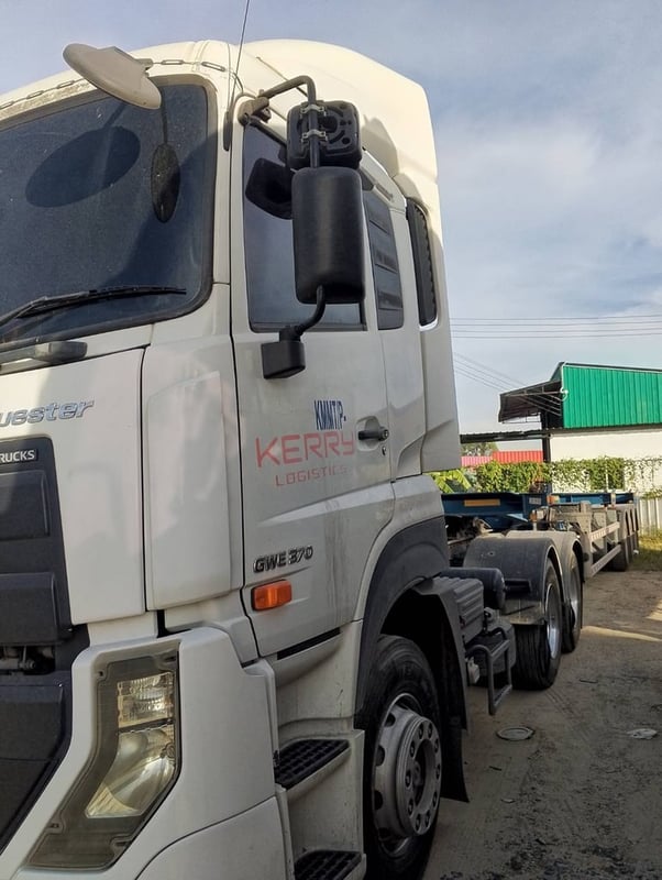 หัวลาก 10 ล้อUd 370 ปี 59 +หางพื้นสั้น+หางยาวห้าง 2 เพลา ขายรวม