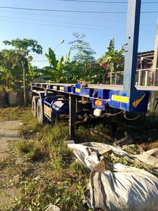 หัวลาก 10 ล้อUd 370 ปี 59 +หางพื้นสั้น+หางยาวห้าง 2 เพลา ขายรวม