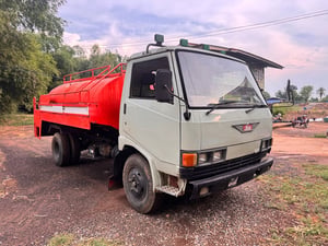 รถบรรทุกน้ำ 6 ล้อ HINO FB112 รถบรรทุกน้ำ 6 ล้อ HINO FB112