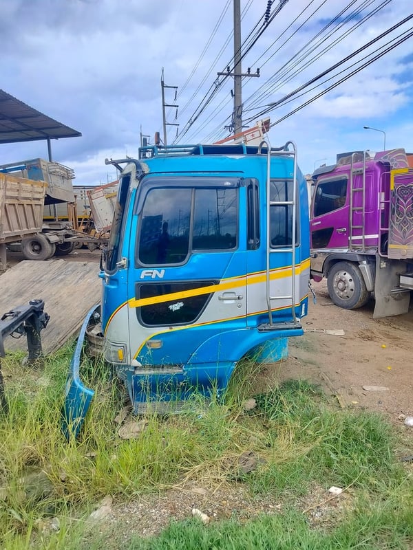 ขายหัวเก๋งรถบรรทุก12ล้อ