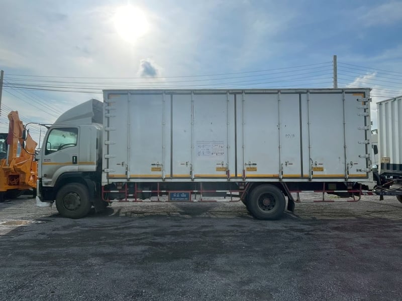 ISUZU FTR 240แรงม้า