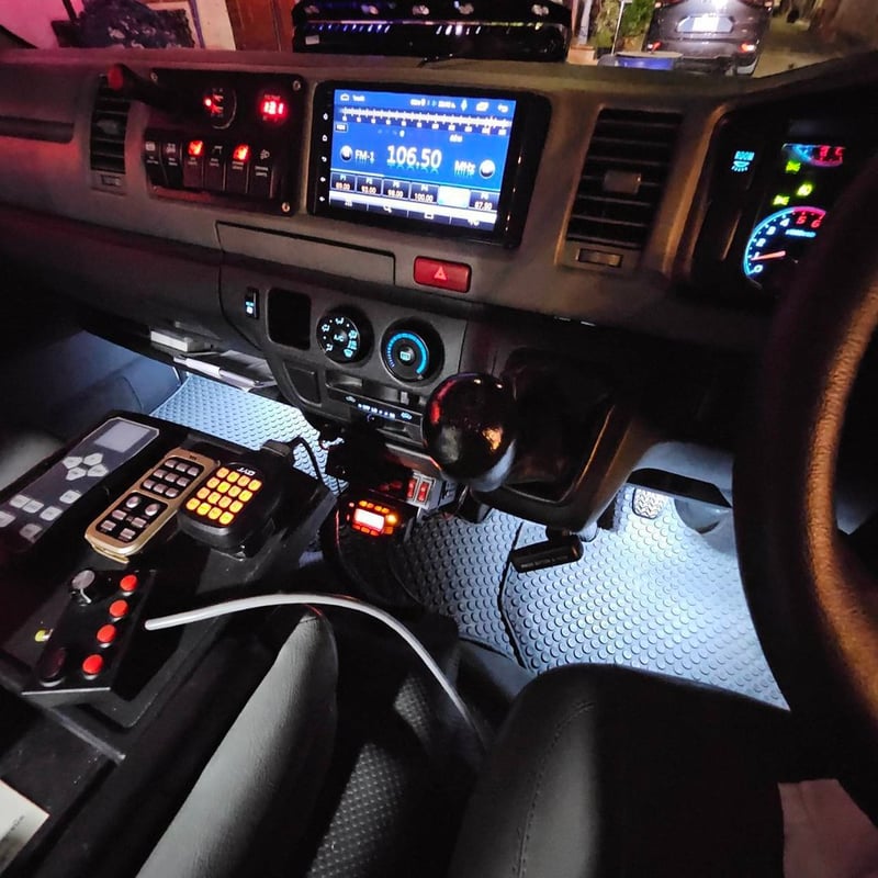 รถตู้ช่วยเหลือคน