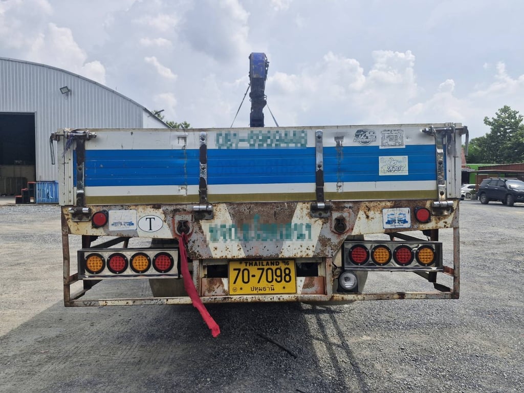 6 ล้อ HINO FG8JPLA 212 เเรง ติดเครนTadano 8 ตัน 5ปลอกกะบะยาว 6.40 เมตร จดทะเบียนปี 2556 6 ล้อ HINO FG8JPLA 212 เเรง ติดเครนTadano 8 ตัน 5ปลอกกะบะยาว 6.40 เมตร จดทะเบียนปี 2556