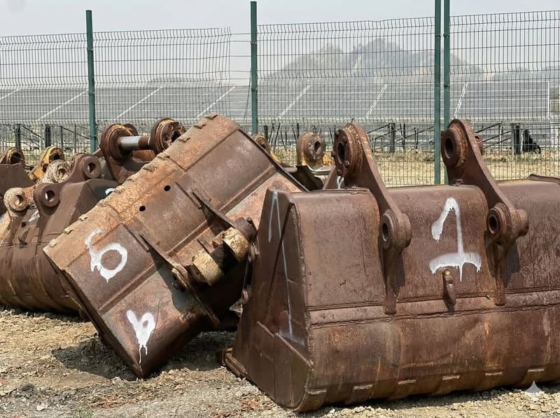 🔥 บุ้งกี๋แบ็กโฮมือสอง พร้อมใช้งาน ราคาคุ้ม! 🔥 🔥 บุ้งกี๋แบ็กโฮมือสอง พร้อมใช้งาน ราคาคุ้ม! 🔥