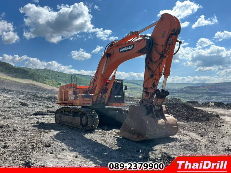 🔥 ขายด่วน! DOOSAN DX700LC รถขุดเหมืองตัวใหญ่พร้อมใช้งาน