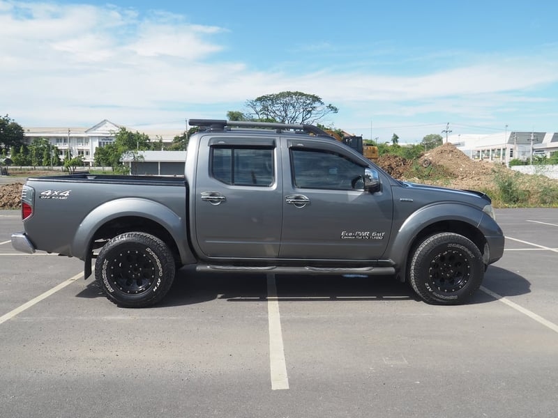 นาวาร่า 2.5 โฟวิล เกียร์ธรรมดา